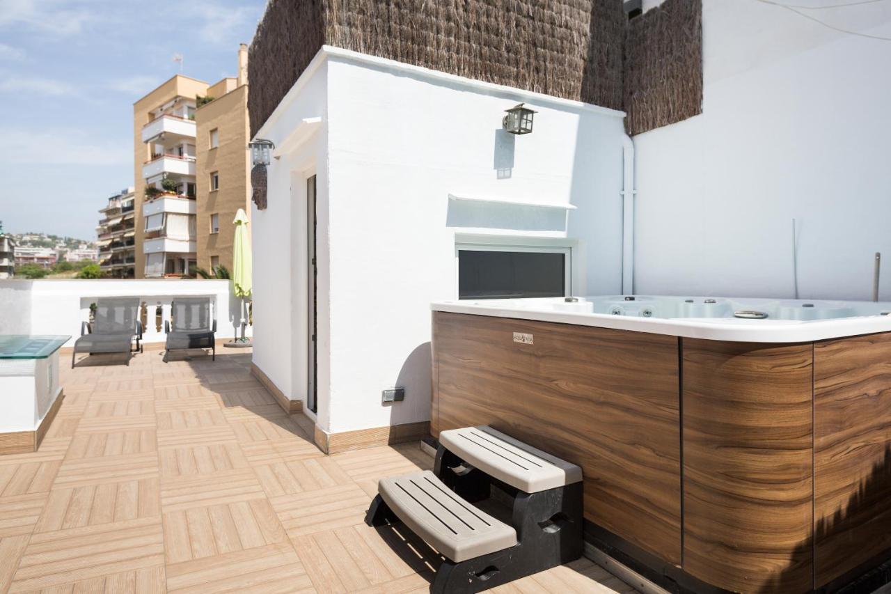 Sitges Spaces Beach House-4 Bedrooms, 3 Bathrooms, Large Terrace, Jacuzzi, Center-Beach Esterno foto